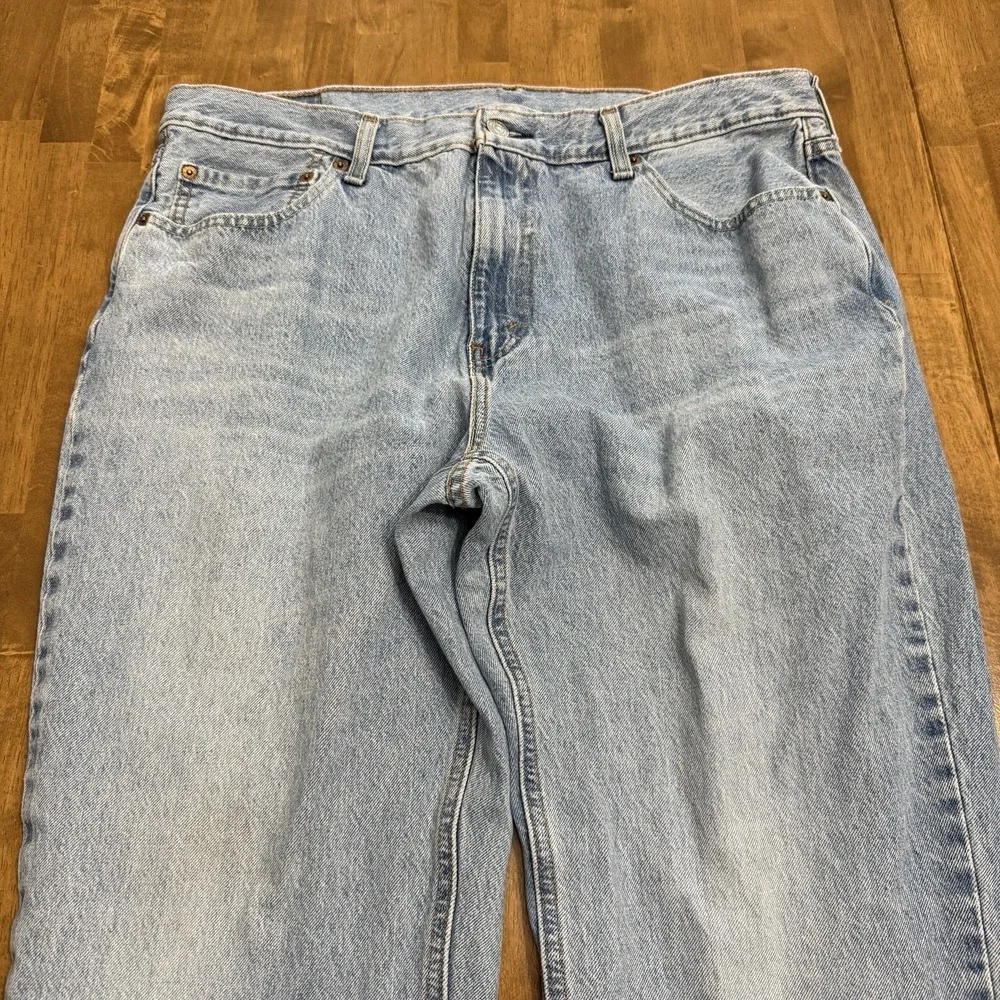 Levi's 541 jeans men's 36x32 light wash blue relaxed western cowboy Levi Strauss